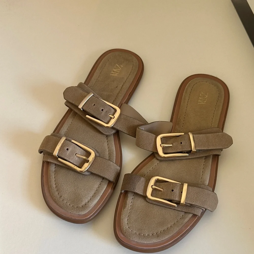 Zara Buckled Suede Sandals 2609/410 - Picture 4 of 4